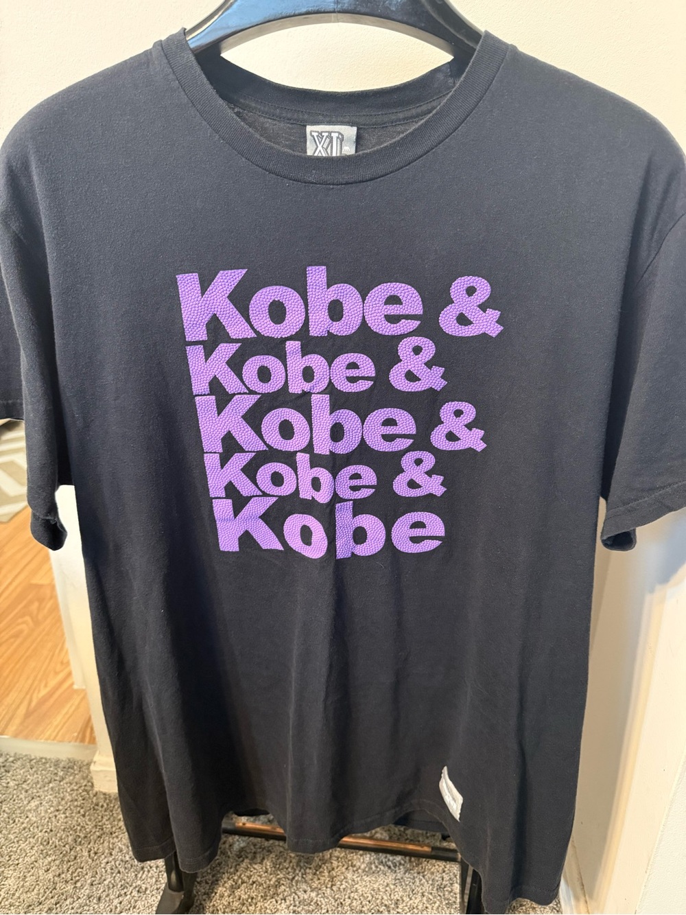 Undrcrwn x Kobe Bryant Lakers Tee Shirt Black W/ Purple Textured Lettering Sz XL